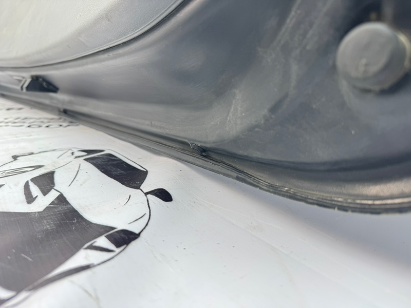 Крышка багажника Grand Starex 2