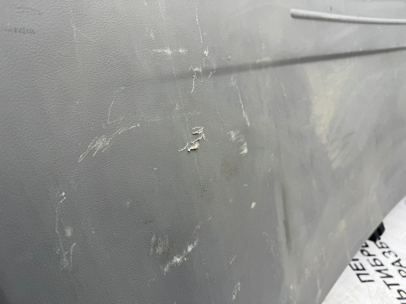 Крышка багажника Grand Starex 2