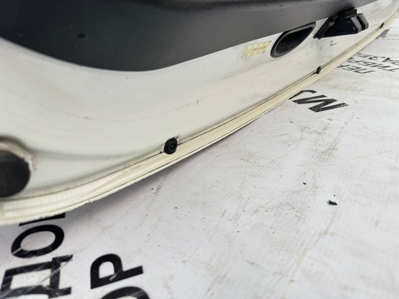 Крышка багажника ix35 1