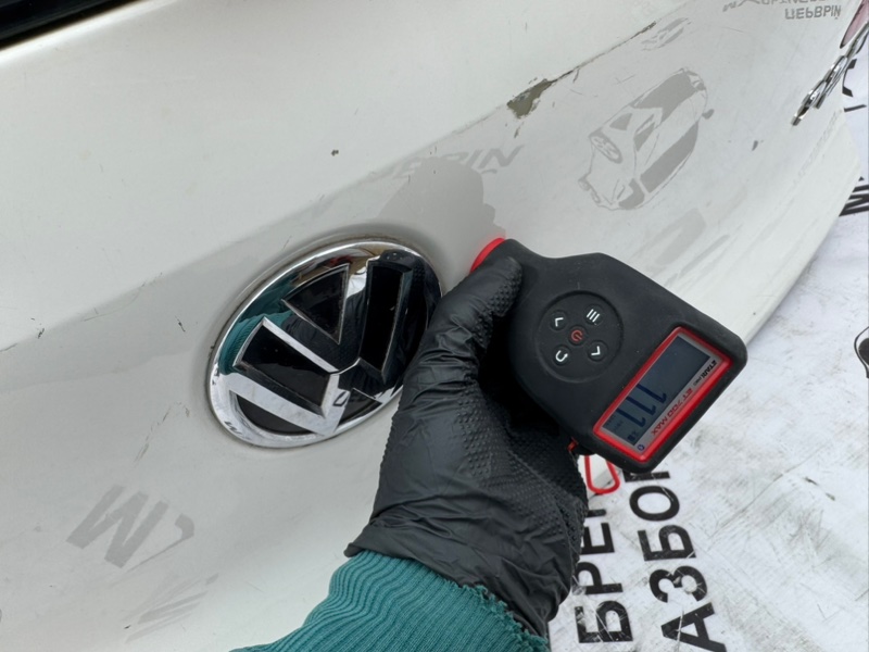 Крышка багажника Tiguan 1