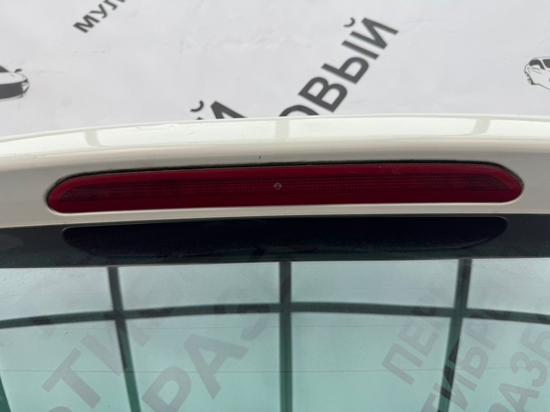 Крышка багажника Tiguan 1