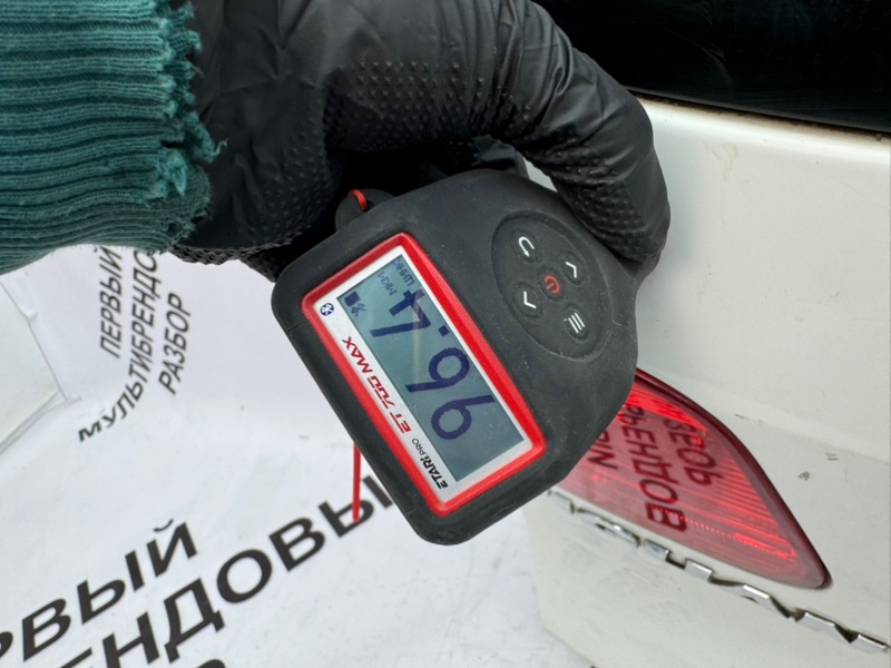 Крышка багажника Tiguan 1