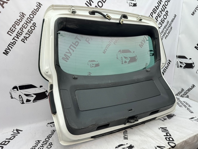 Крышка багажника Tiguan 1