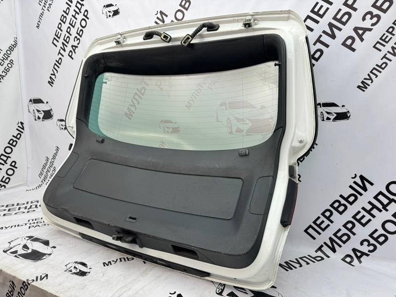 Крышка багажника Tiguan 1