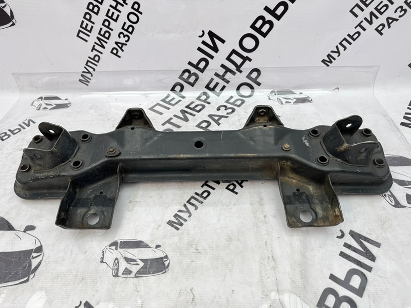 Балка подвески передняя Grand Vitara 1
