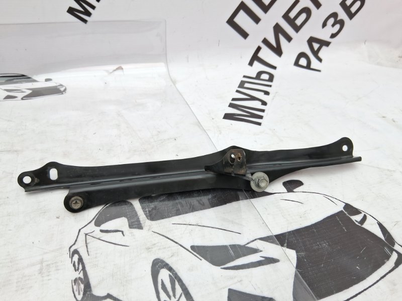 Центральная стойка кузова Toyota Land Cruiser Prado 120 53209-60070 Б/У