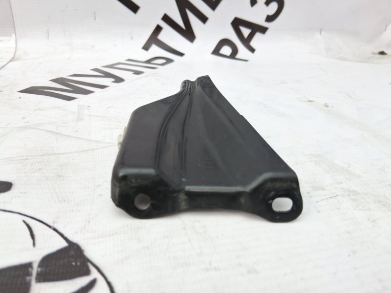 Крепление бампера переднее левое Toyota Land Cruiser Prado 120