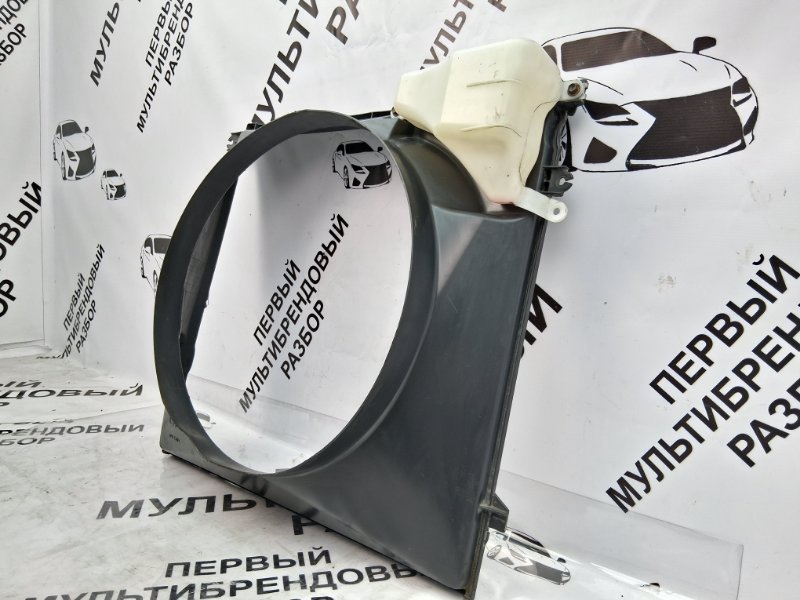 Диффузор радиатора Toyota Land Cruiser Prado 120