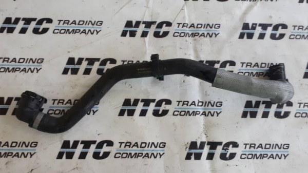 Патрубок отопителя vw touareg 2002-2010 Volkswagen Touareg 7L BMV 2006