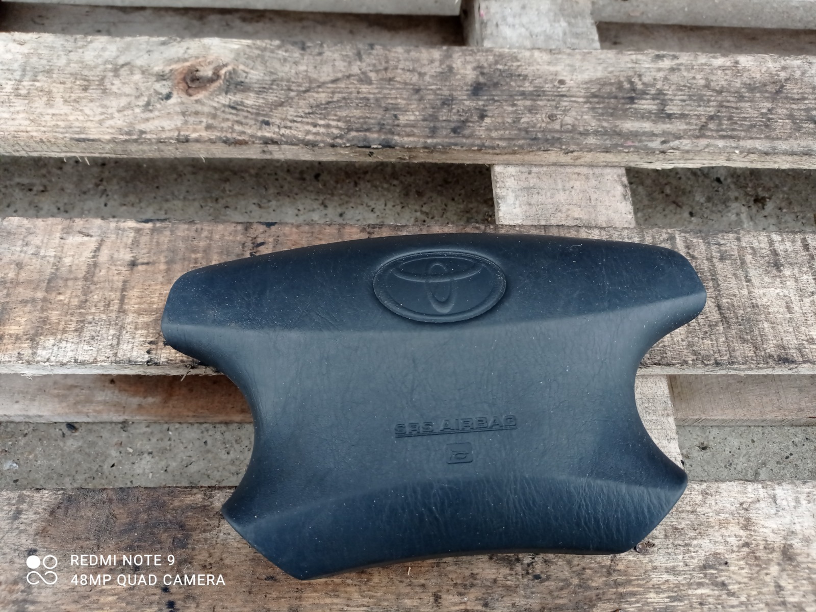 Подушка безопасности на руль airbag Toyota Corolla Fielder
