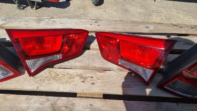 Фонарь Kia Rio 3 Фонарь Kia Rio 3