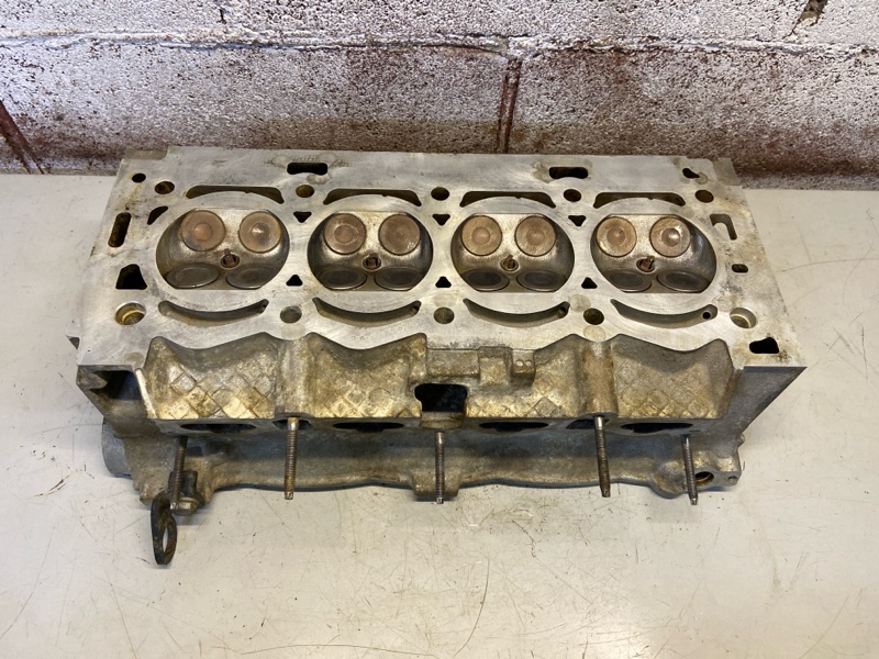 Головка блока цилиндров Peugeot 207 2006-2015 ET3J4 9656249480 Б/У