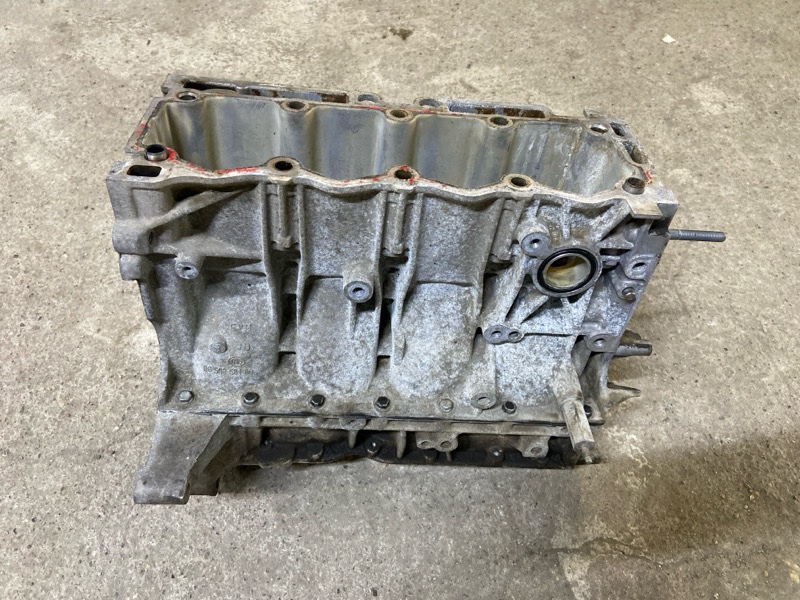 Блок двигателя Peugeot 207 2006-2015 ET3J4 0130Z5 Б/У