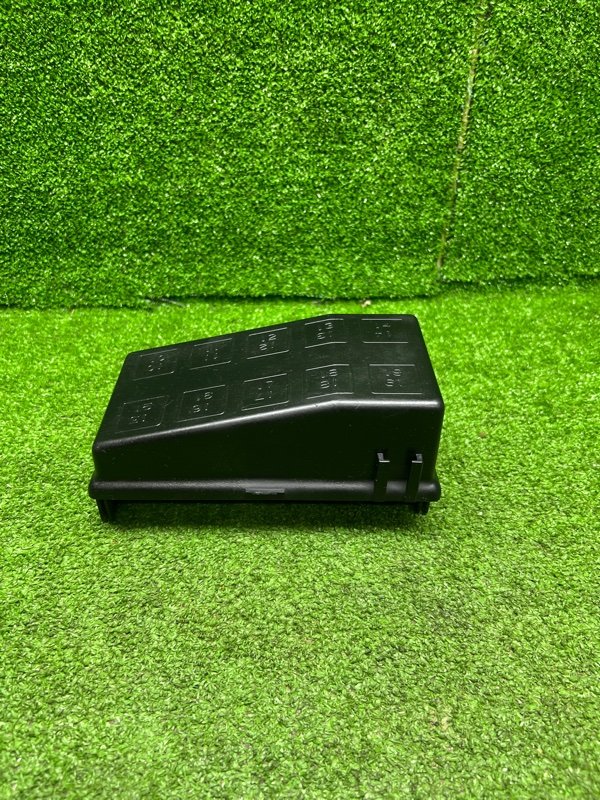 Крышка блока предохранителей Vectra B