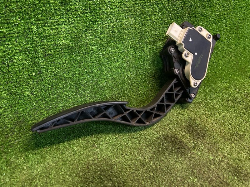 Педаль газа  электронная Chevrolet Aveo T300