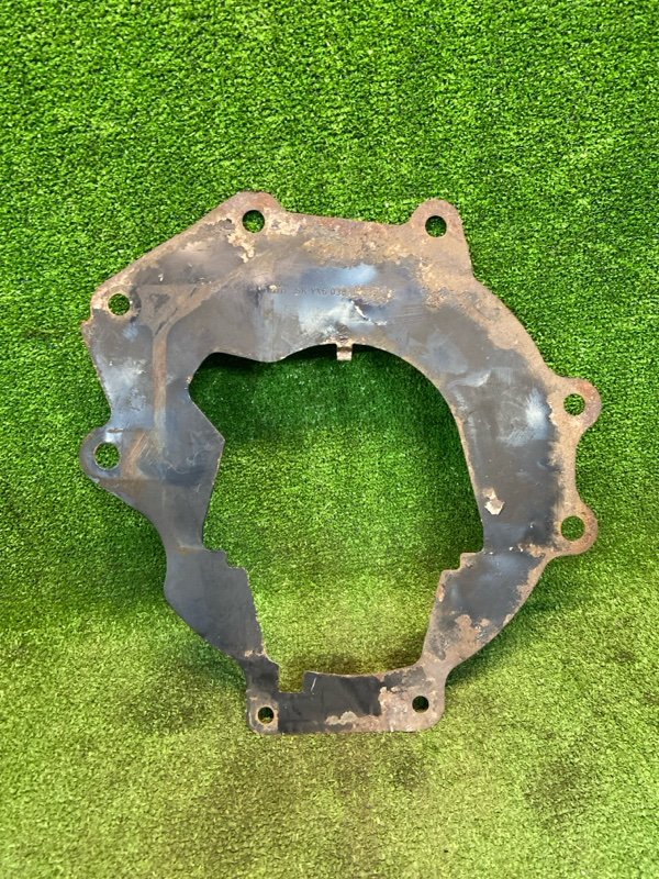 Промежуточная пластина КПП Octavia A5 Промежуточная пластина КПП Octavia A5