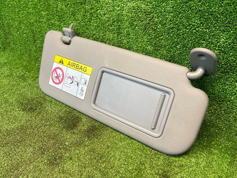 Козырек солнцезащитный правый Hyundai Solaris 1