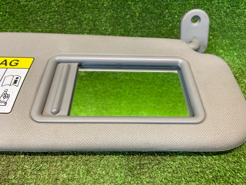 Козырек солнцезащитный правый Solaris 1