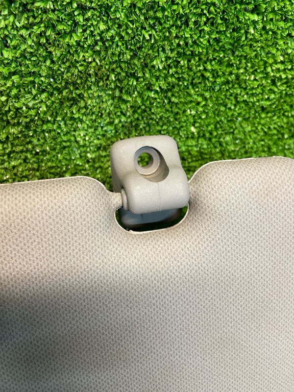 Козырек солнцезащитный правый Solaris 1