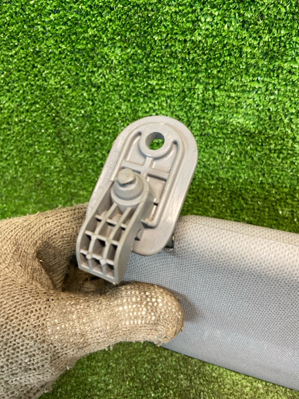 Козырек солнцезащитный правый Solaris 1