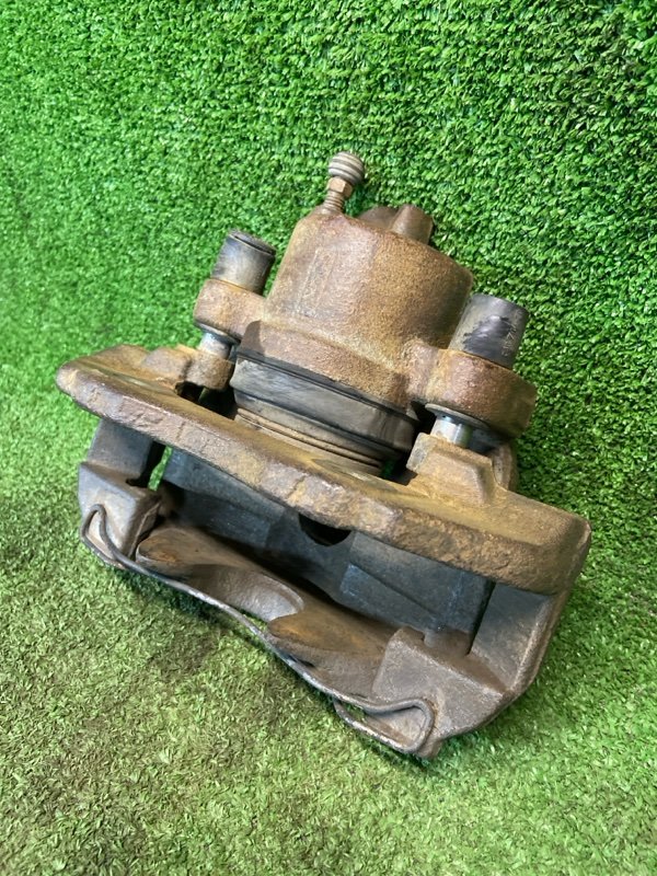 Суппорт тормозной передний левый Focus 2 Суппорт тормозной передний левый Focus 2