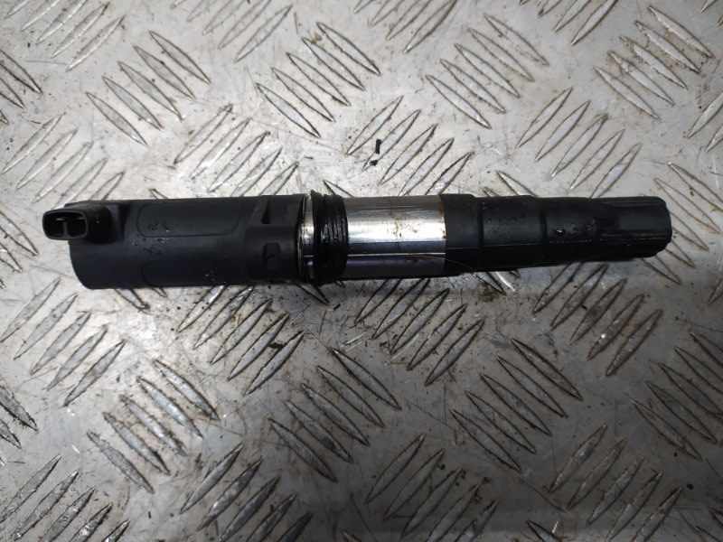 Запчасть катушка зажигания Renault Megane 2 2002-2009 1.6 16V 7700875000 Б/У Катушка зажигания Renault Megane 2 2002-2009 1.6 16V 7700875000 Б/У