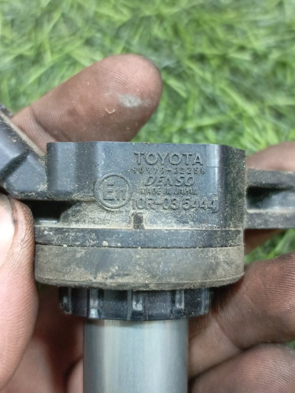 Катушка зажигания TOYOTA RAV4 XA40 3ZRFE