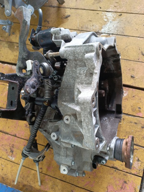 МКПП SKODA FABIA 2000-2007 CGP 02t301103J Б/У