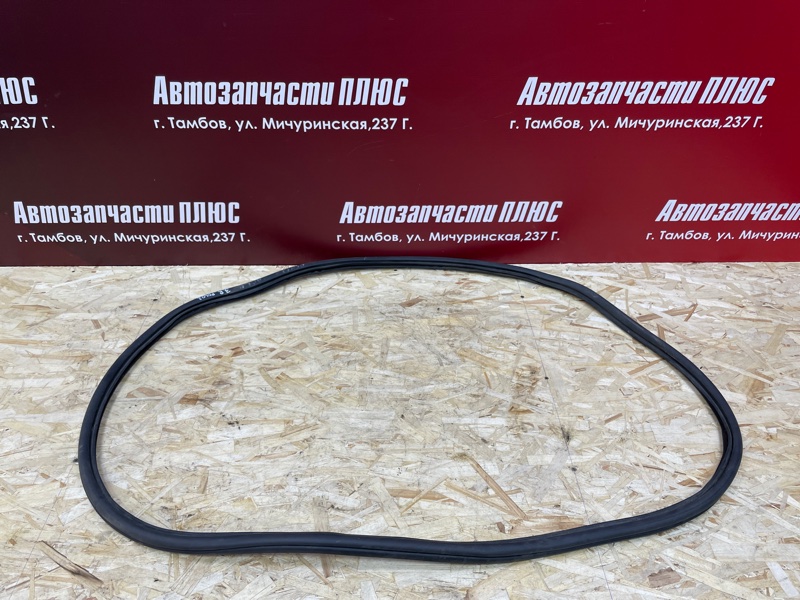 Уплотнитель двери