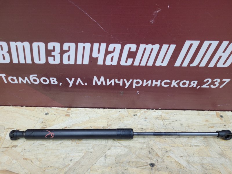 Амортизатор багажника
