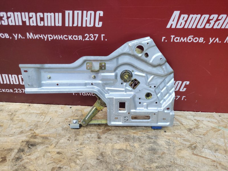 Стеклоподъемник двери