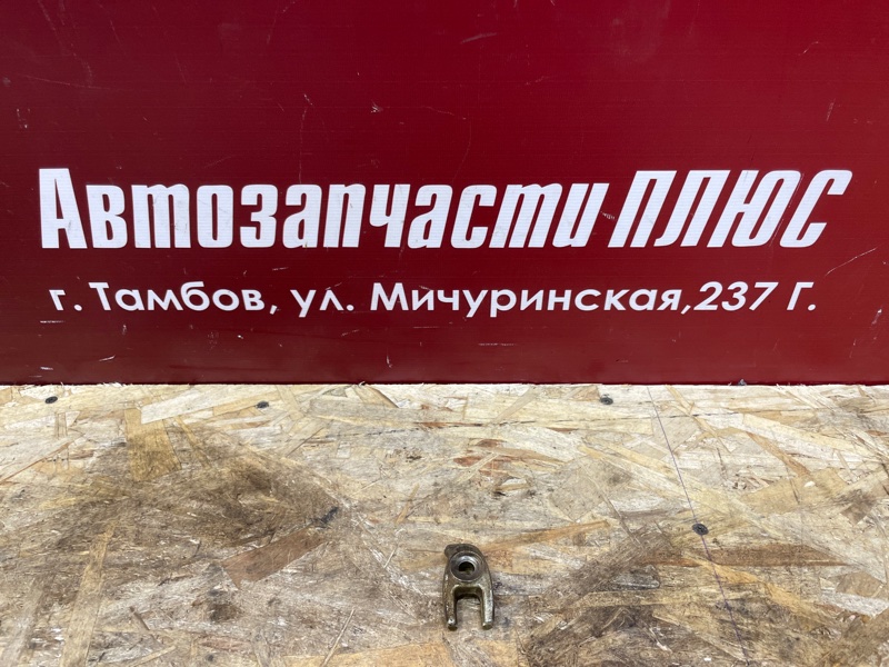 Кронштейн форсунки
