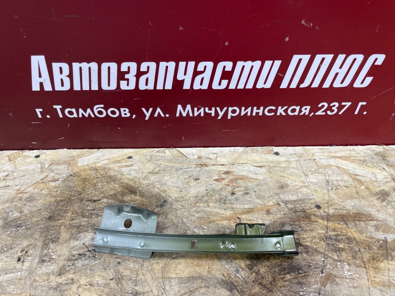 Направляющая стекла двери
