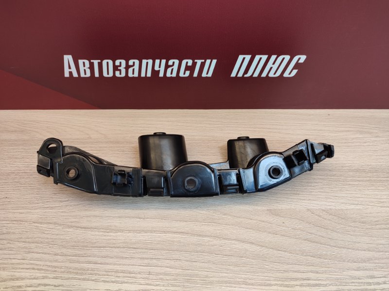 Кронштейн бампера