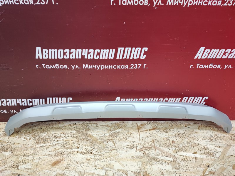 Накладка переднего бампера