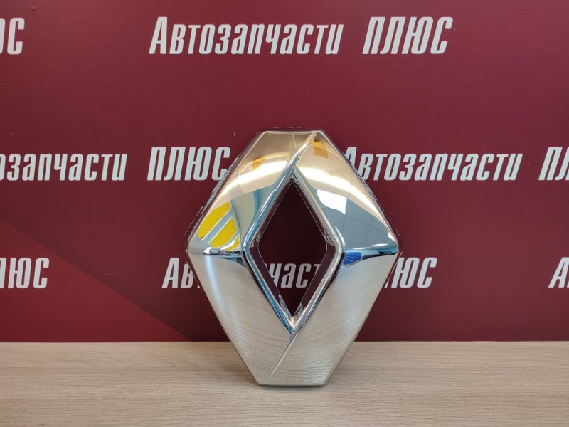Эмблема решетки радиатора