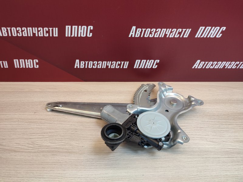 Стеклоподъемник двери