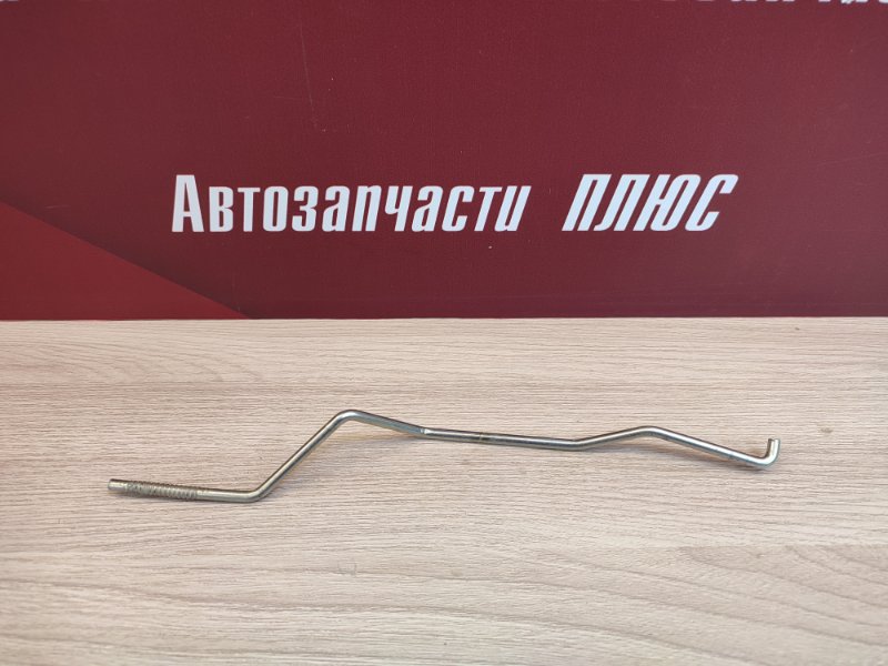 Тяга замка двери