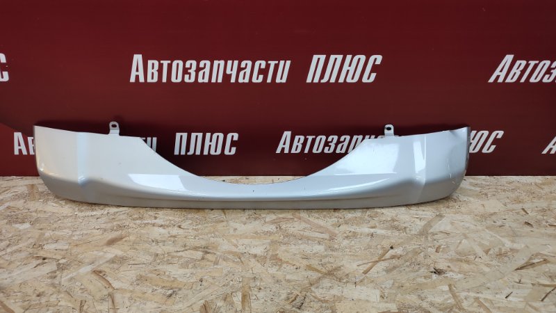 Накладка заднего бампера