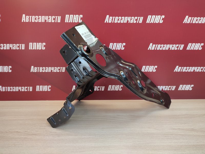 Кронштейн фары