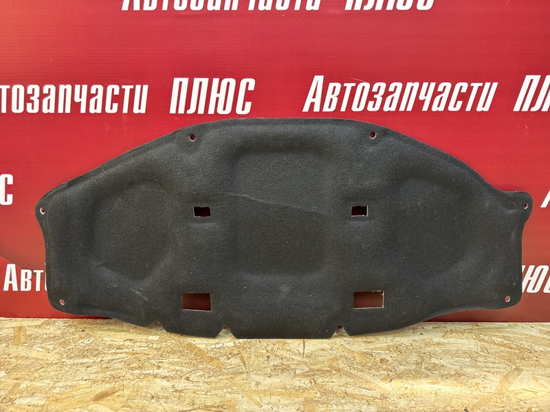 Обшивка капота