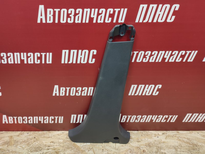 Обшивка средней стойки