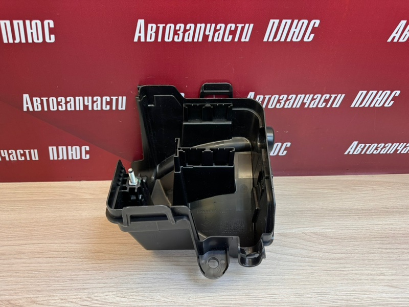 Корпус блока предохранителей