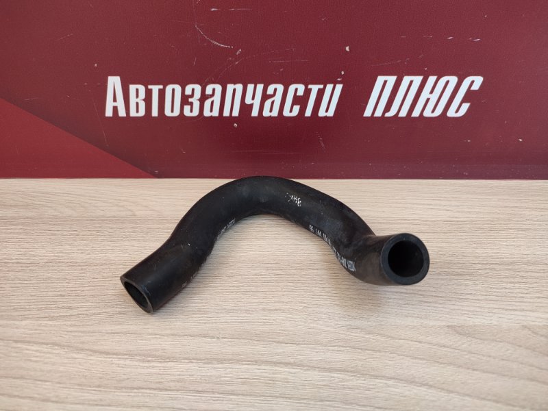 Патрубок вентиляции картерных газов