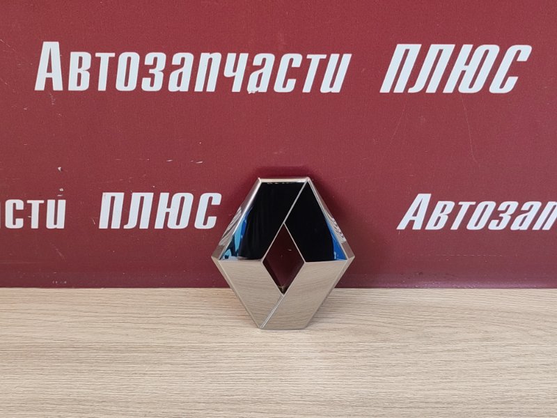 Эмблема крышки багажника