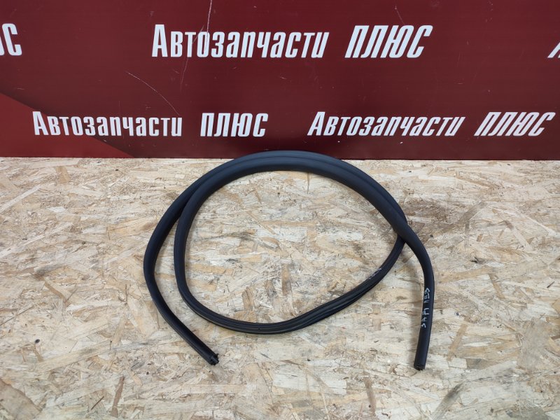 Уплотнитель проема двери