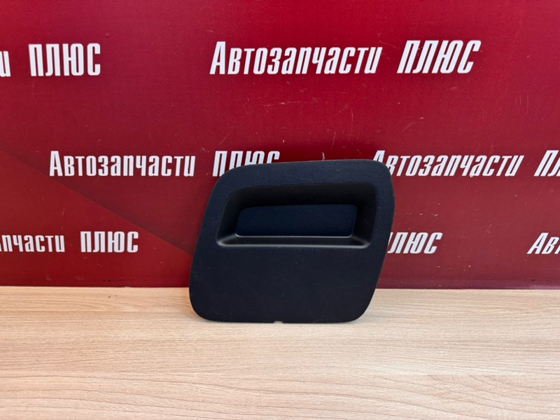 Заглушка бампера
