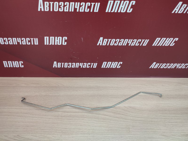 Тяга замка двери