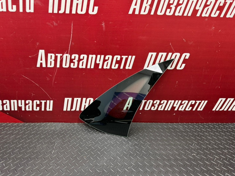 Форточка кузова