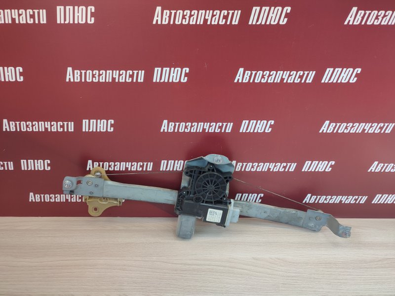 Стеклоподъемник двери